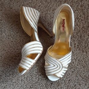 NWOT Size 6.5 "Cream/Gold Swirly Peep-Tie Heels"